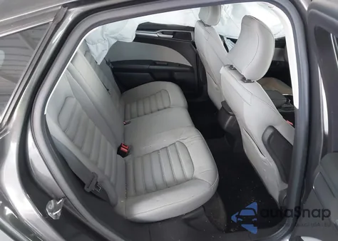 2015 Ford Fusion Hybrid S z USA, uszkodzony, nr VIN 3FA6P0UU0FR308741